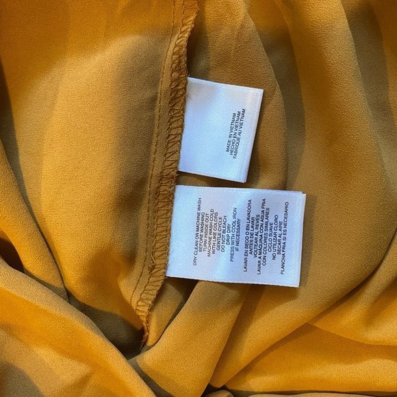 Women’s V-Neck Mustard Fullsleeves Pockets Blouse Size L - Picture 4 of 5